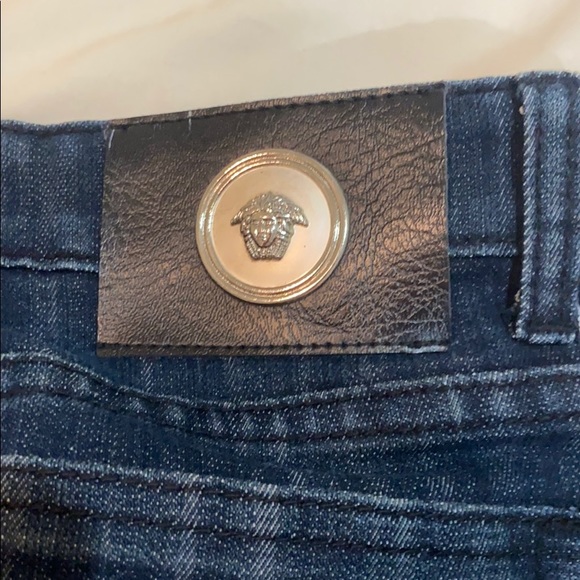 Vintage Versace Jeans Couture - Picture 3 of 4